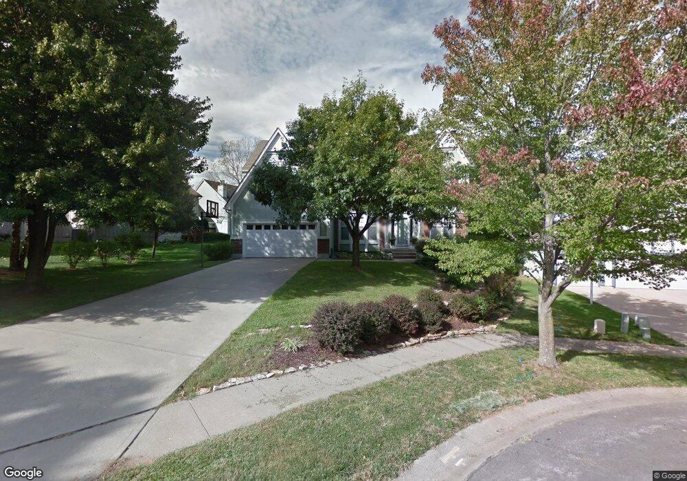 13756 W 76th Cir, Shawnee, KS 66216 - photo 1