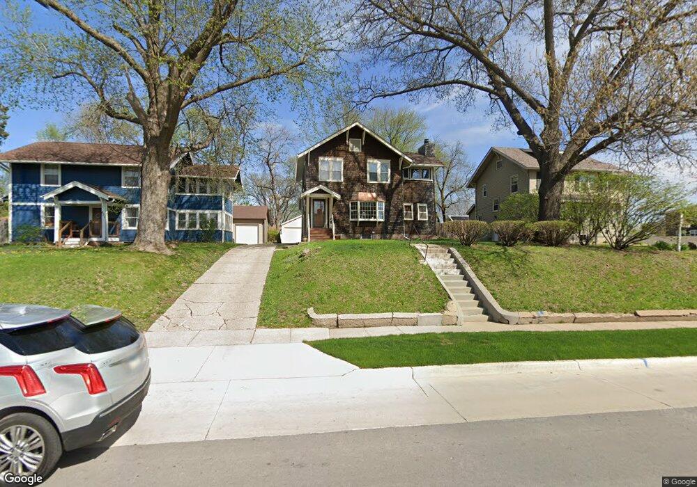 665 35th St, Des Moines, IA 50312 - photo 1