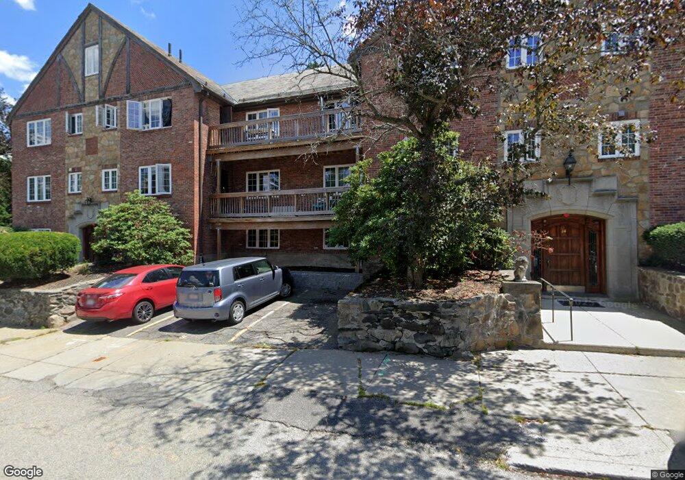 14 Mount Ida St unit 14 Mount Ida, Newton, MA 02458 - photo 1