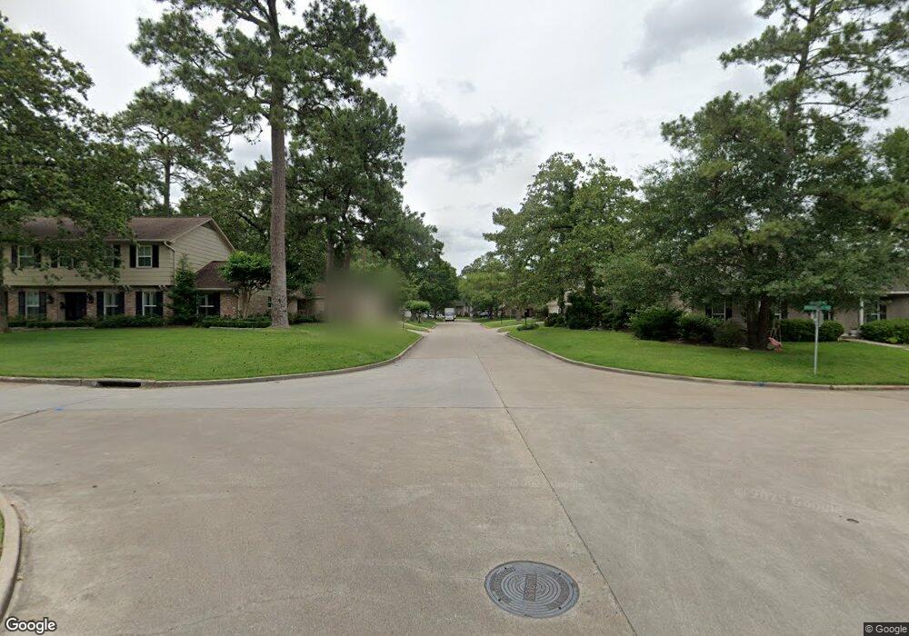8749 Yorkchester Dr, Houston, TX 77079 - photo 1