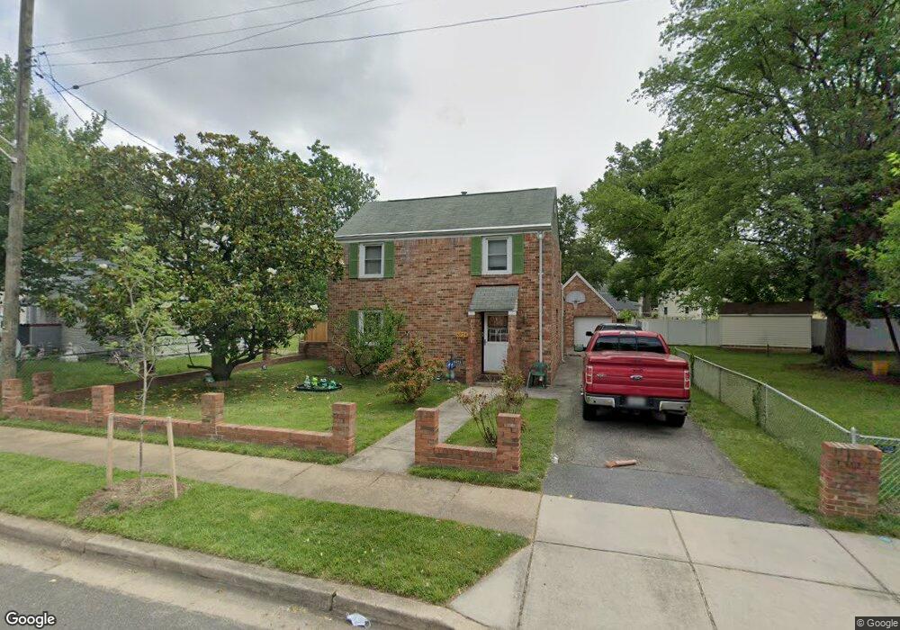 6924 Kent Town Dr, Hyattsville, MD 20785 - photo 1