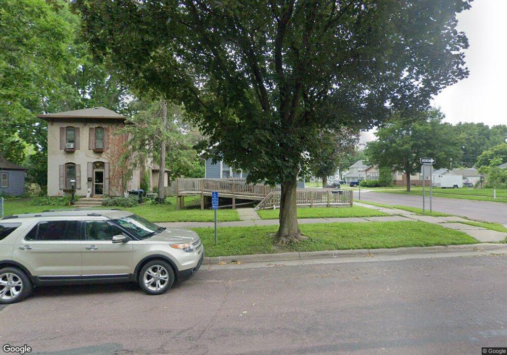 1346 N 4th St, Mankato, MN 56001 - photo 1