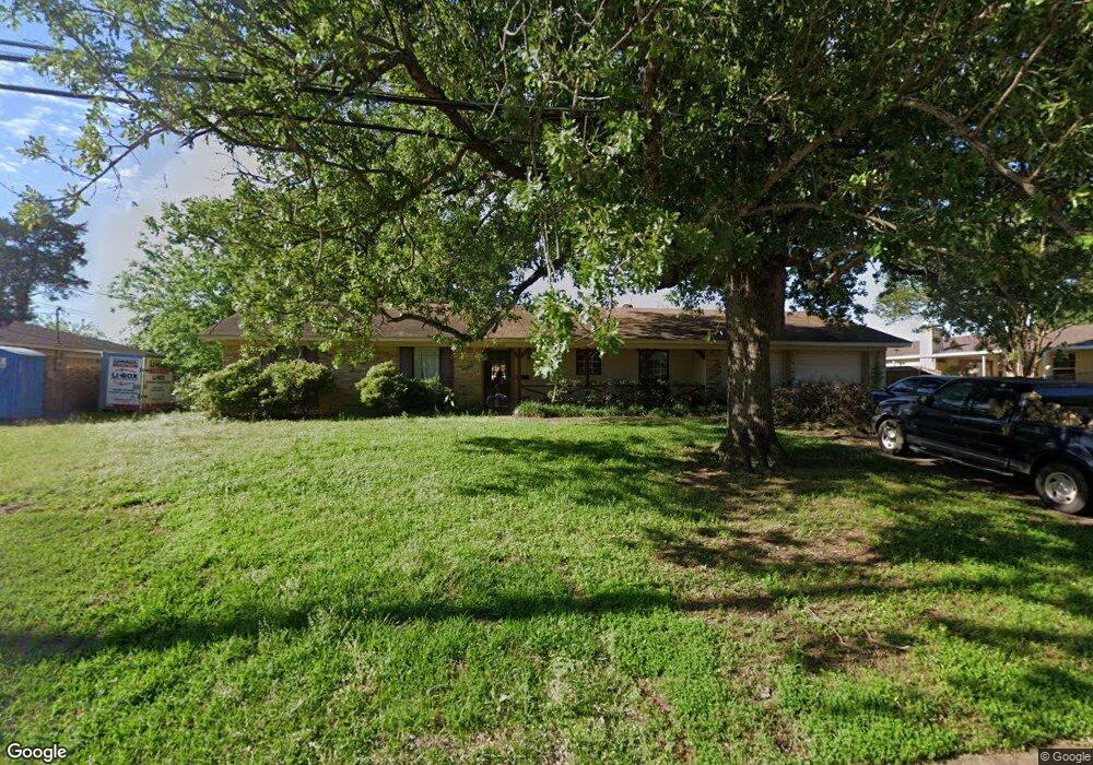 1402 Leach St, Kilgore, TX 75662 - photo 1
