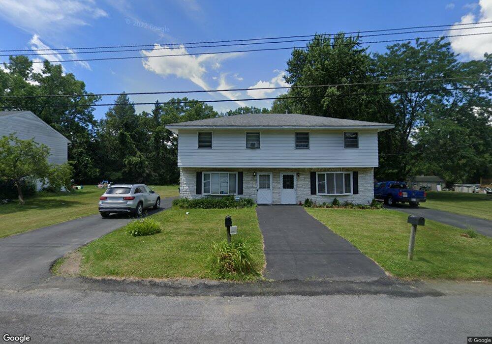 18 Pheasant Ln, Wynantskill, NY 12198 - photo 1