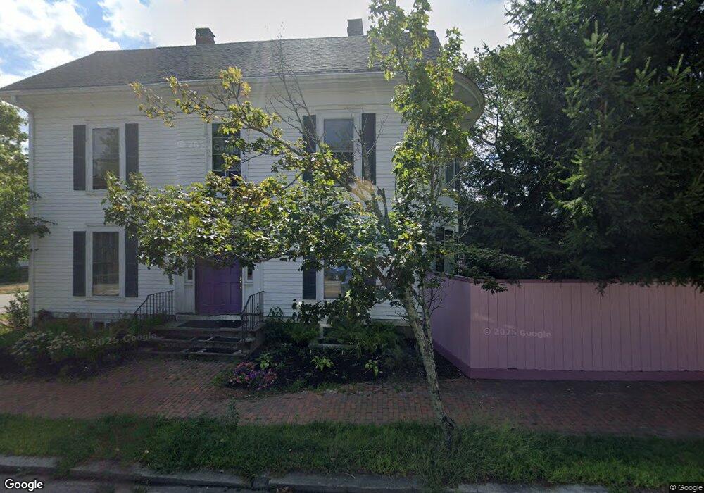 569 Middle St, Portsmouth, NH 03801 - photo 1