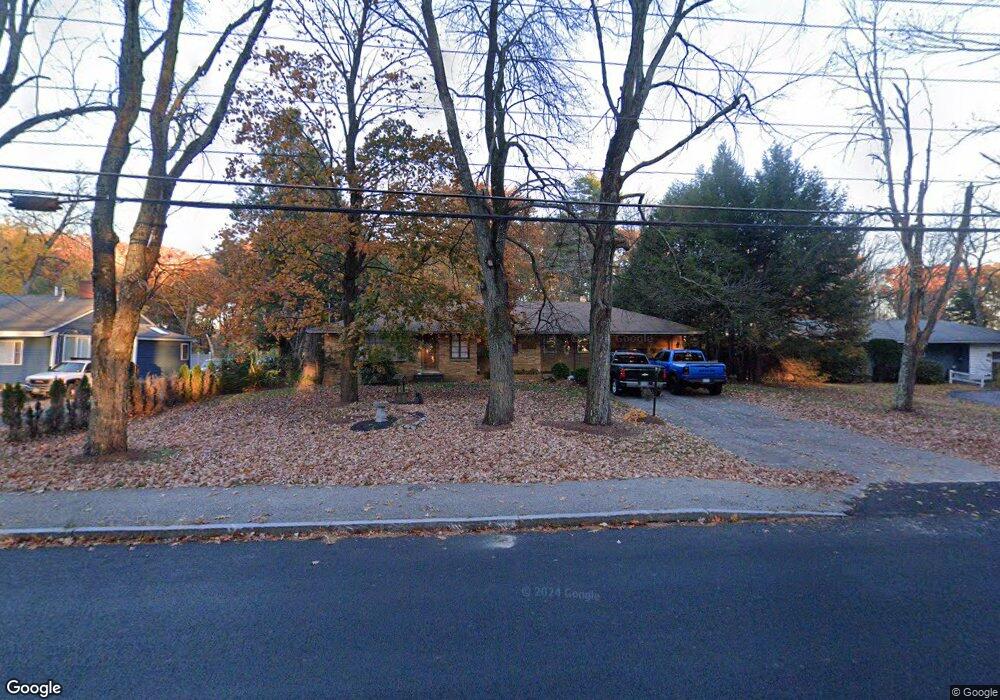 240 Huse Rd, Manchester, NH 03103 - photo 1