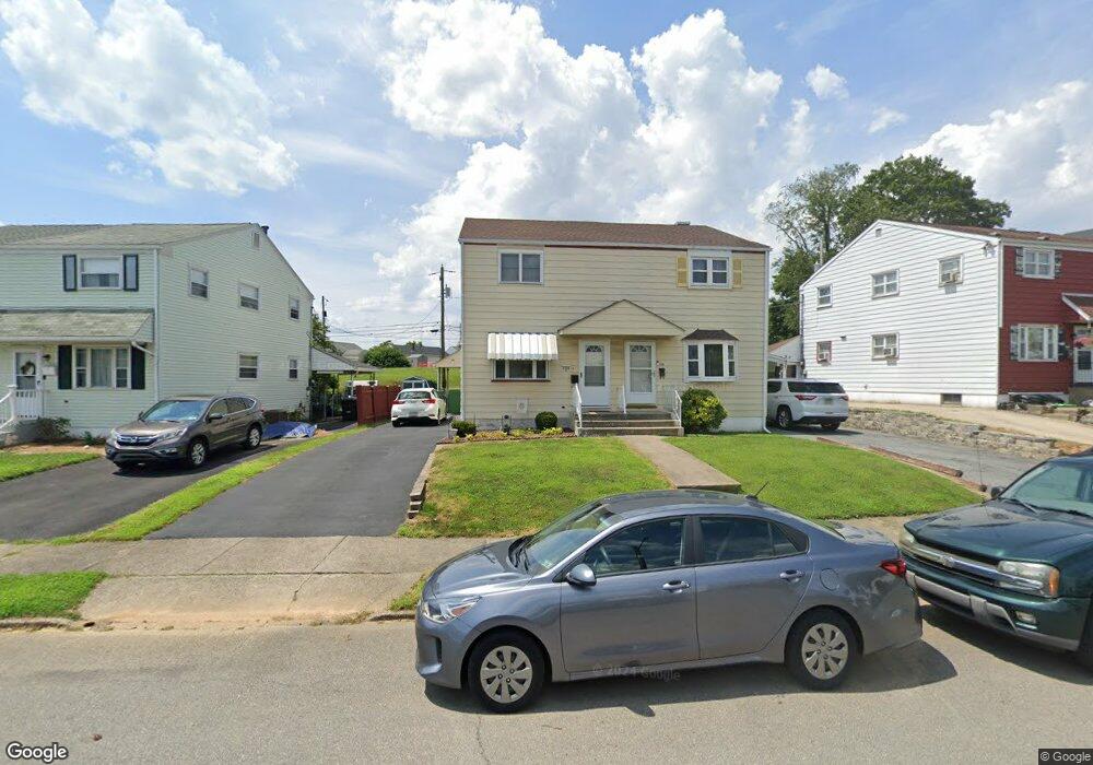 1336 Crestwood Rd, Bethlehem, PA 18018 - photo 1