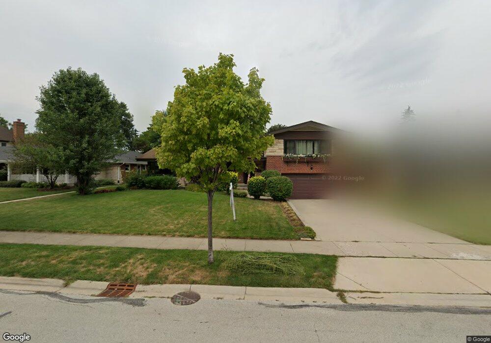 242 N Caroline Ave, Elmhurst, IL 60126 - photo 1