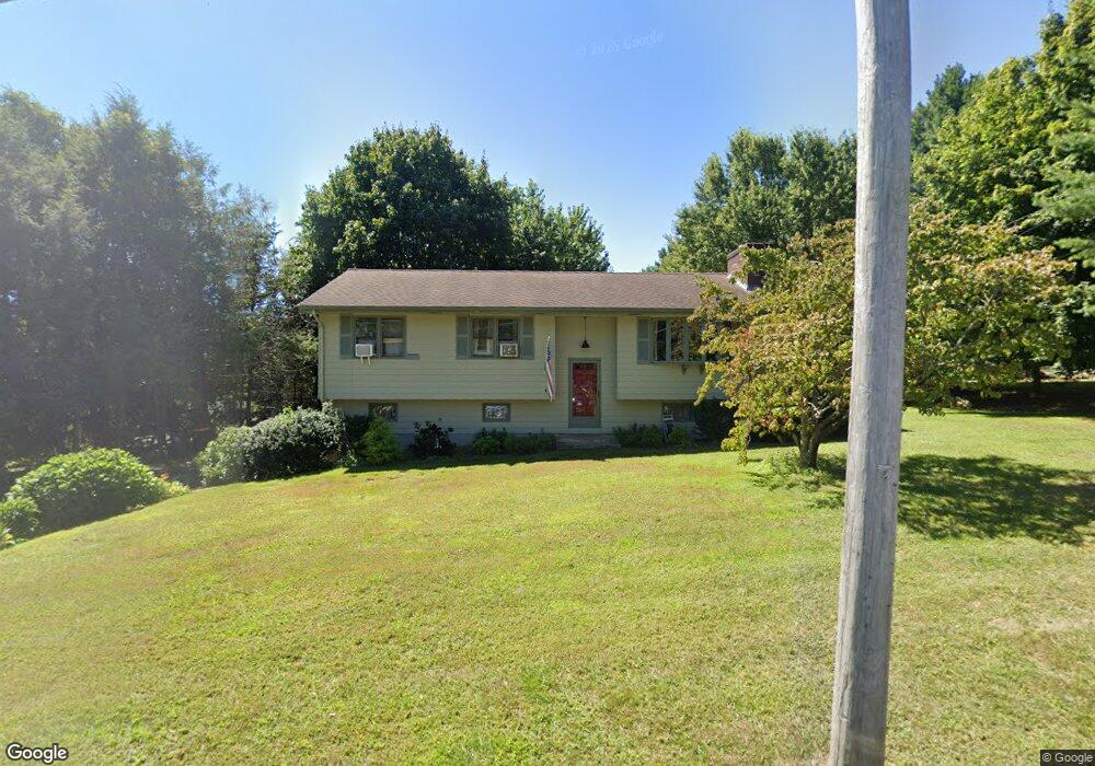 4 Swan Rd, Smithfield, RI 02917 - photo 1