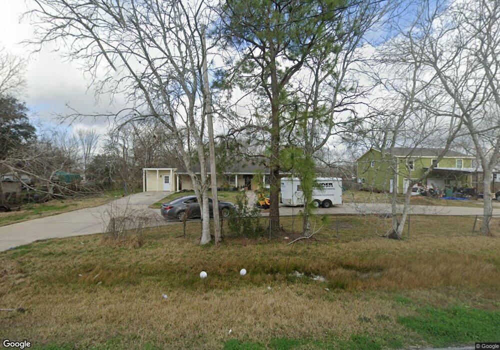 2822 County Road 237, Alvin, TX 77511 - photo 1