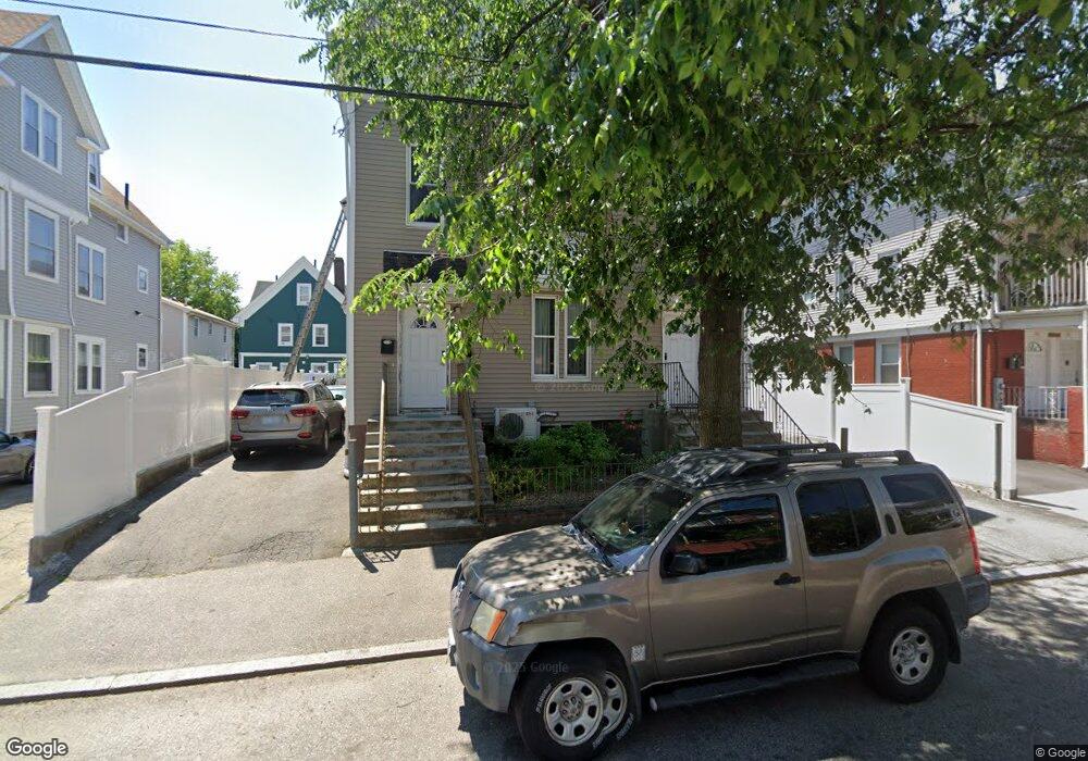 76 Glenham St, Providence, RI 02907 - photo 1