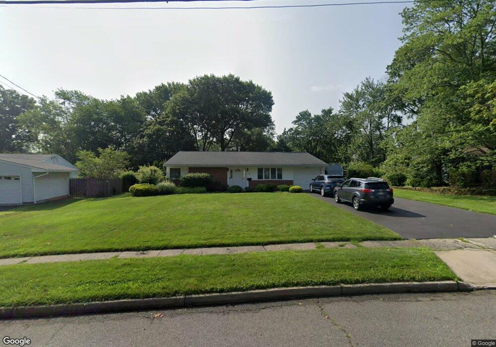 20 Constable Rd, Kendall Park, NJ 08824 - photo 1