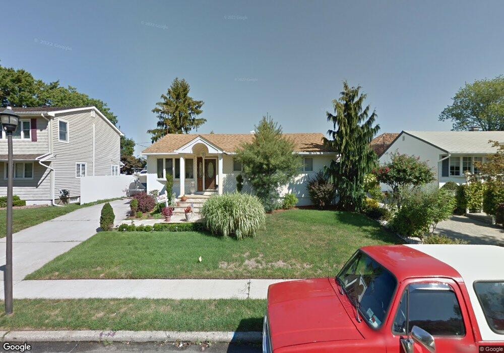 804 Doughty Ave, Franklin Square, NY 11010 - photo 1