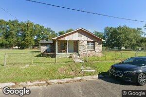 833 Elm St, Deridder, LA 70634