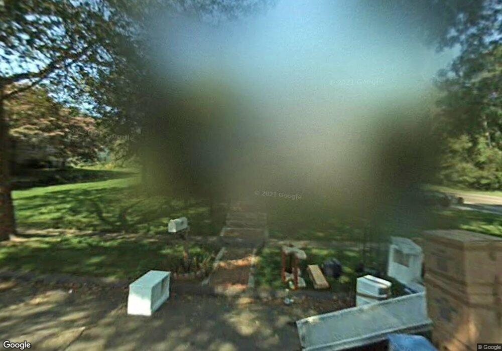 20 Carriage Dr, Stratford, CT 06614 - photo 1