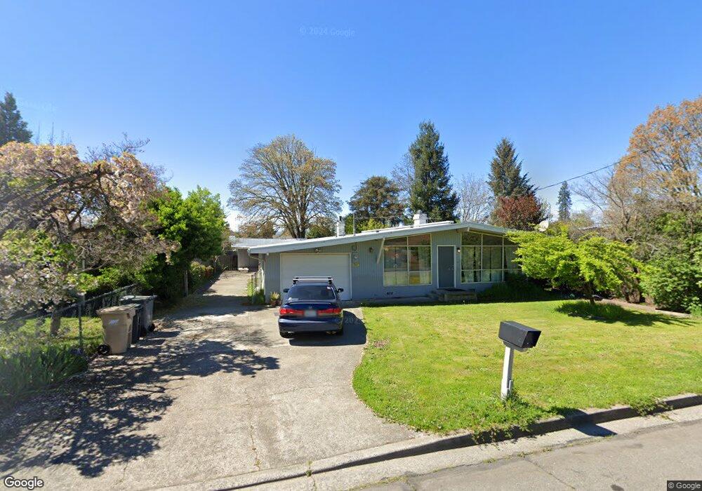 1510 Clara Ave, Grants Pass, OR 97527 - photo 1