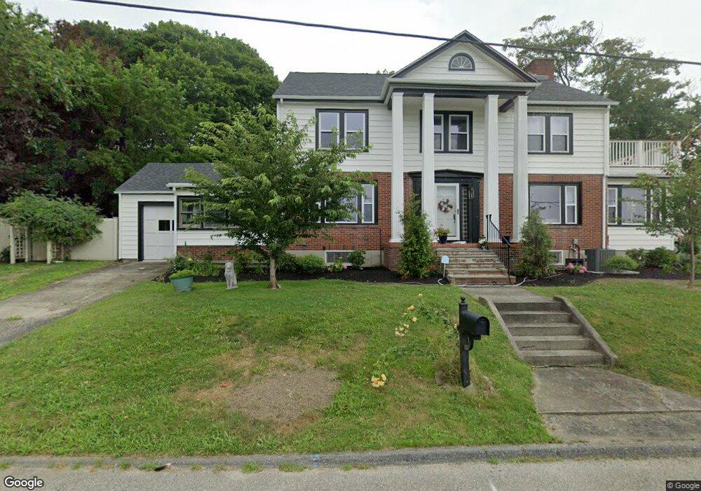 20 West Ave unit 1, Tiverton, RI 02878 - photo 1