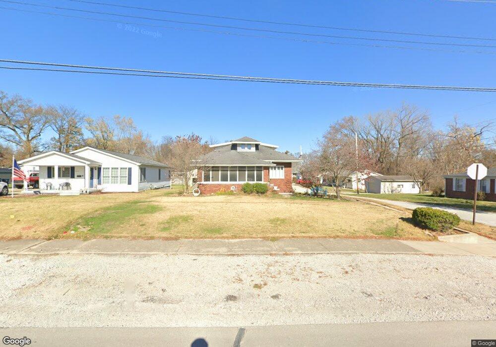 822 E Jefferson Ave, Effingham, IL 62401 - photo 1