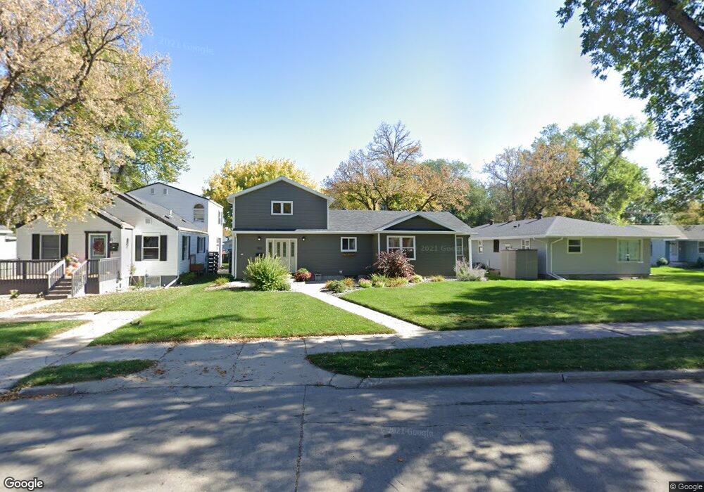 1103 S 9th St, Grand Forks, ND 58201 - photo 1