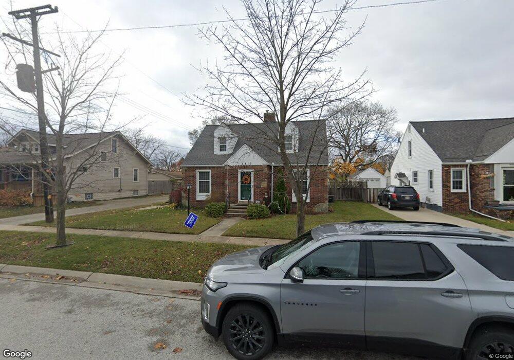 1411 15th St, Port Huron, MI 48060 - photo 1