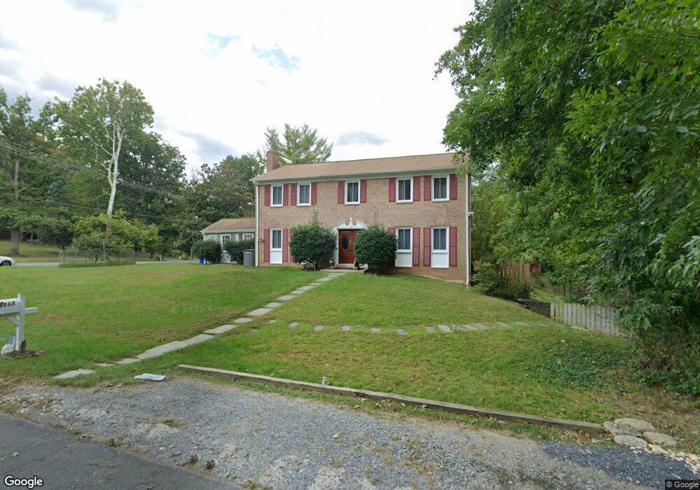 11717 Karen Dr, Potomac, MD 20854 - photo 1