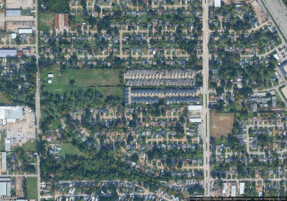 419 Yale Oaks Ln, Houston, TX 77091 - photo 1