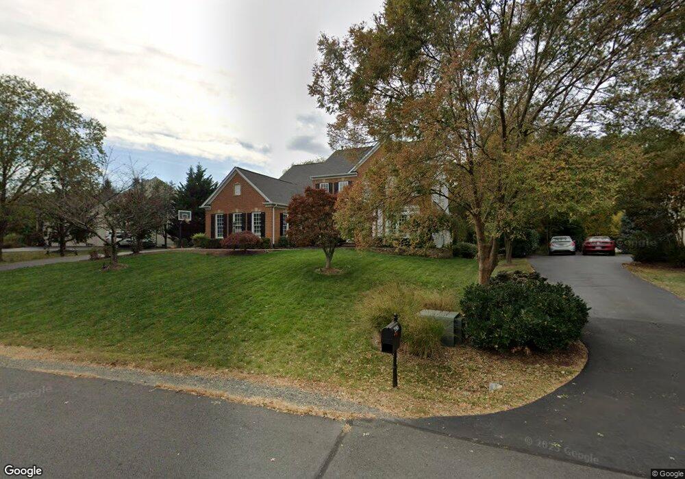 21960 Crested Quail Dr, Ashburn, VA 20148 - photo 1