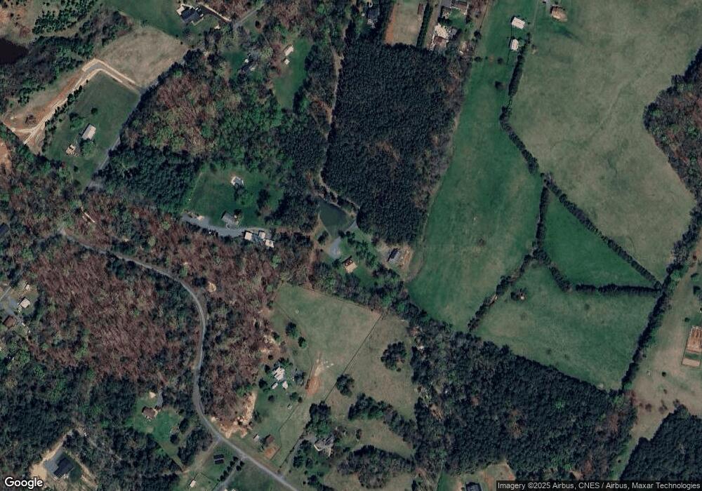 3149 Advance Mills Rd, Ruckersville, VA 22968 - photo 1