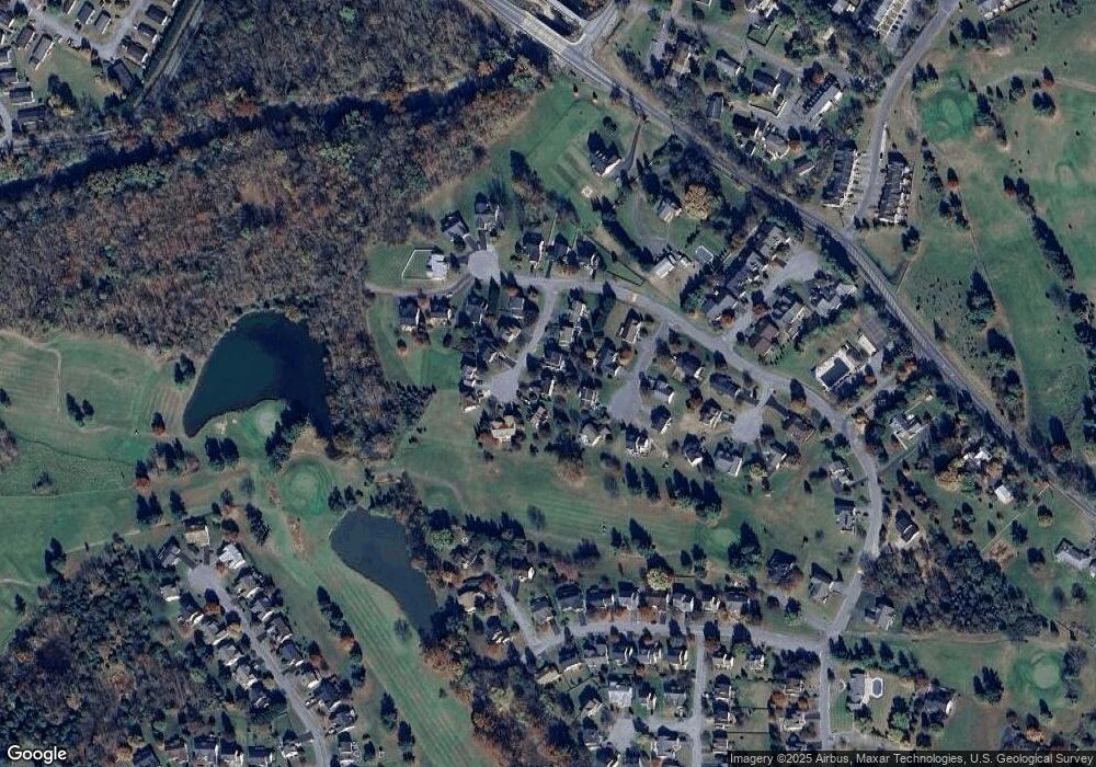 47 Shoal Creek Ct, Martinsburg, WV 25405 - photo 1