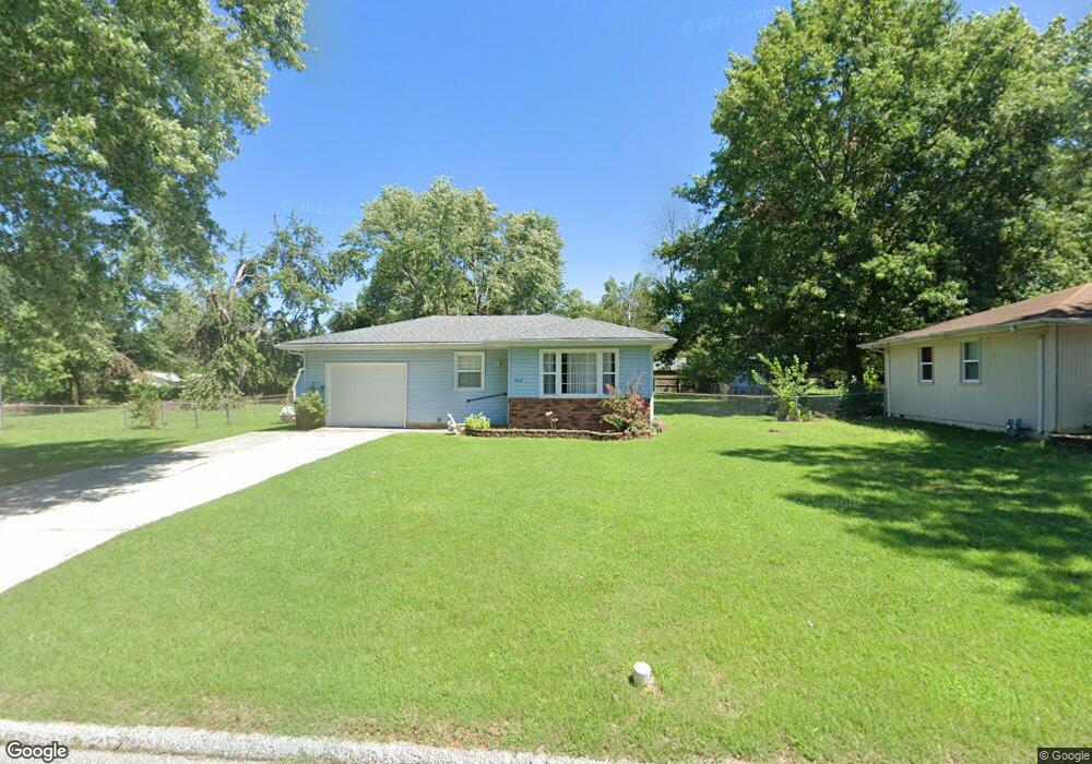 704 Spruce St, Nixa, MO 65714 - photo 1