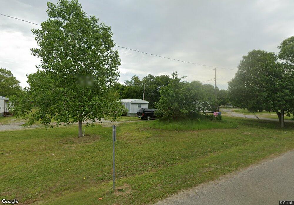 411 W Beech St, Colbert, OK 74733 - photo 1