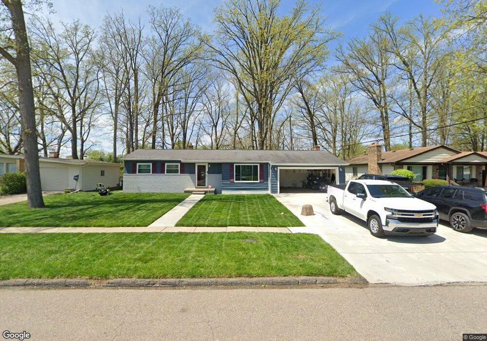 2062 Cambrian Dr, Flint, MI 48532 - photo 1