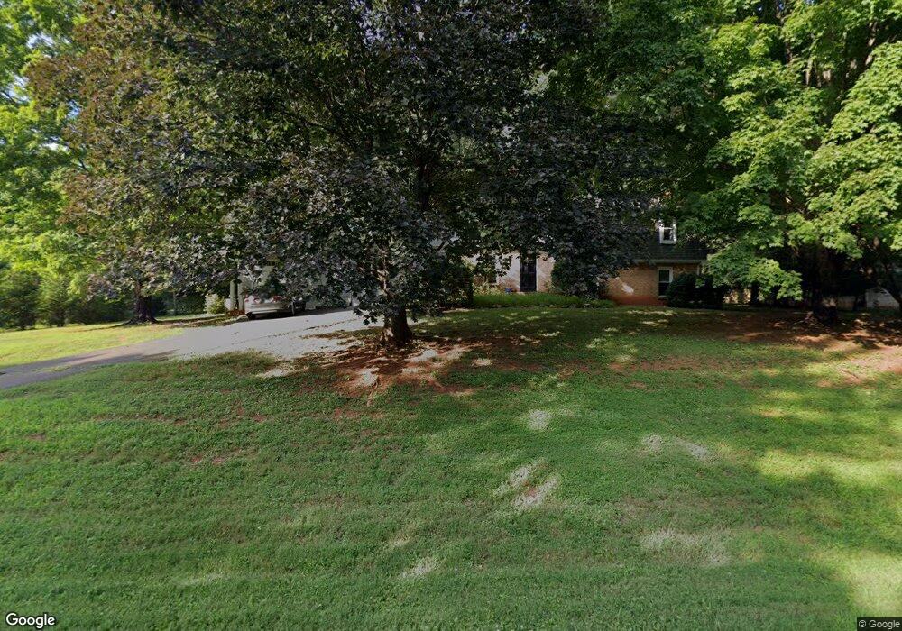 2730 Meriwether Dr, Charlottesville, VA 22901 - photo 1