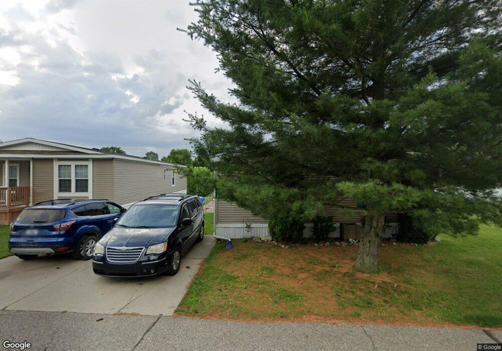 101 Van Buren Cir, Davison, MI 48423 - photo 1