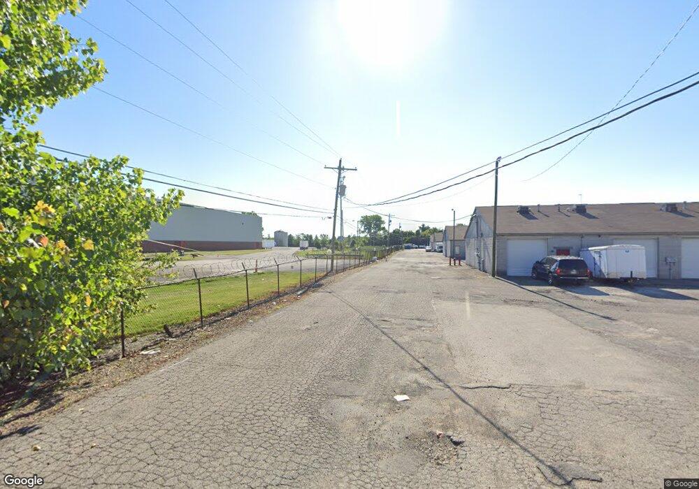 1986 Britains Ln, Columbus, OH 43224 - photo 1