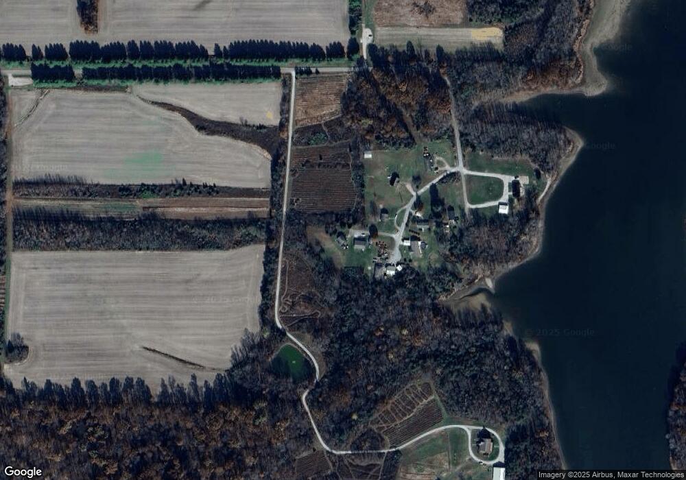 4813 N Winddrift Rd, Scottsburg, IN 47170 - photo 1