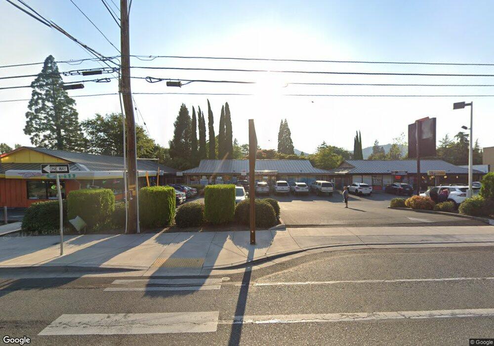 1330 NW 6th St, Grants Pass, OR 97526 - photo 1