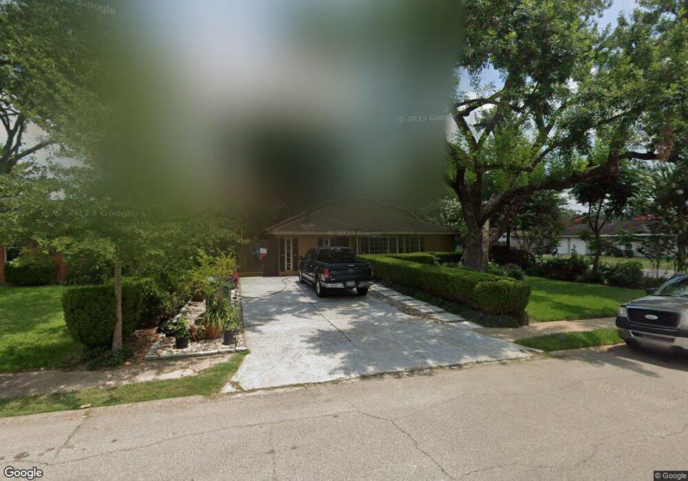 4702 Carleen Rd, Houston, TX 77092 - photo 1