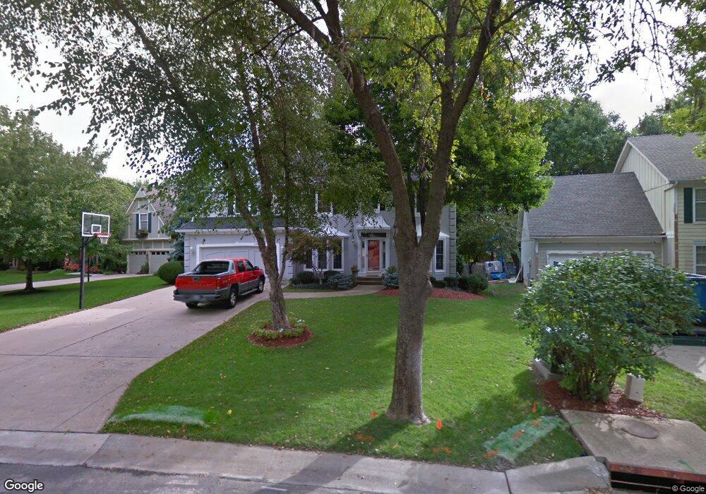 8411 Hall St, Lenexa, KS 66219 - photo 1