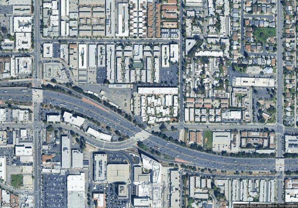 18307 Burbank Blvd unit 33, Tarzana, CA 91356 - photo 1