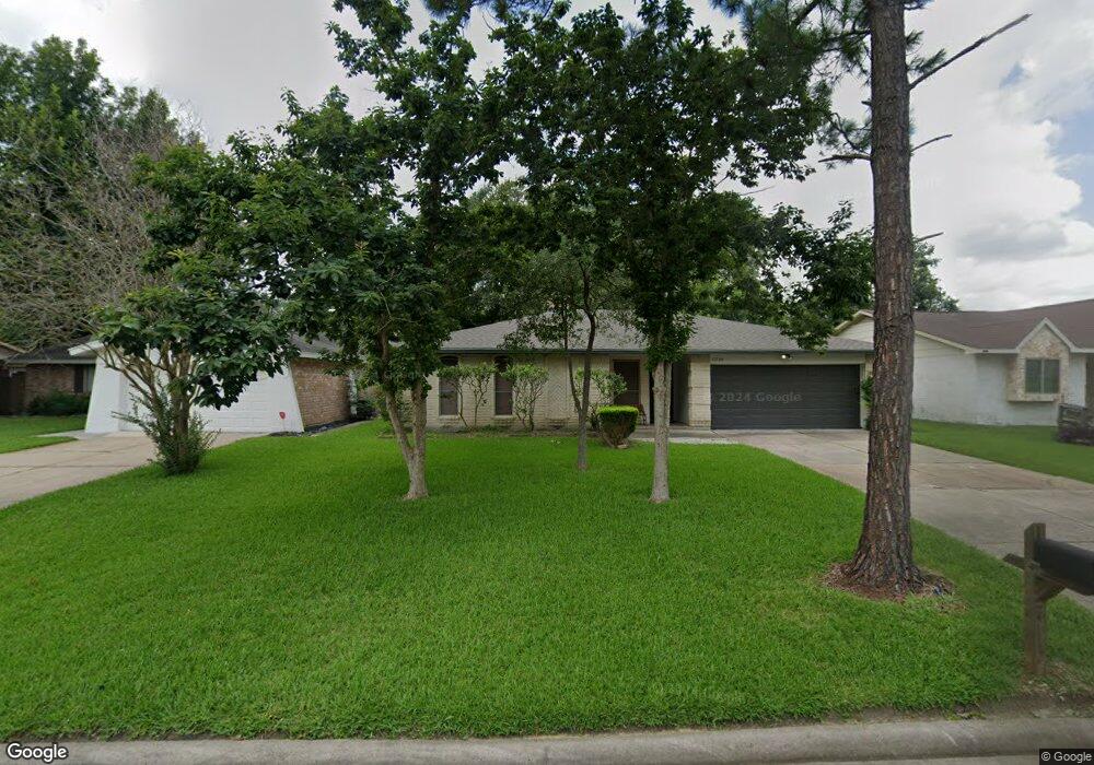 3774 Laura Leigh Dr, Friendswood, TX 77546 - photo 1