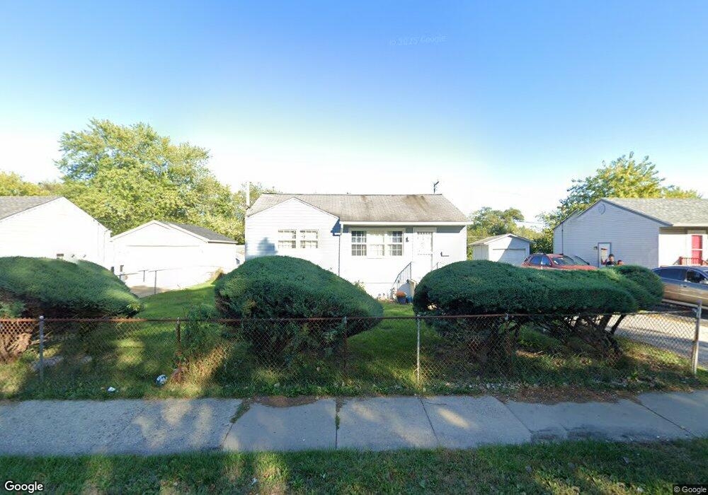 2813 N Lewis Ave, Waukegan, IL 60087 - photo 1