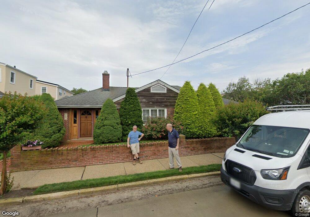 109 Freeport Ave, Point Lookout, NY 11569 - photo 1