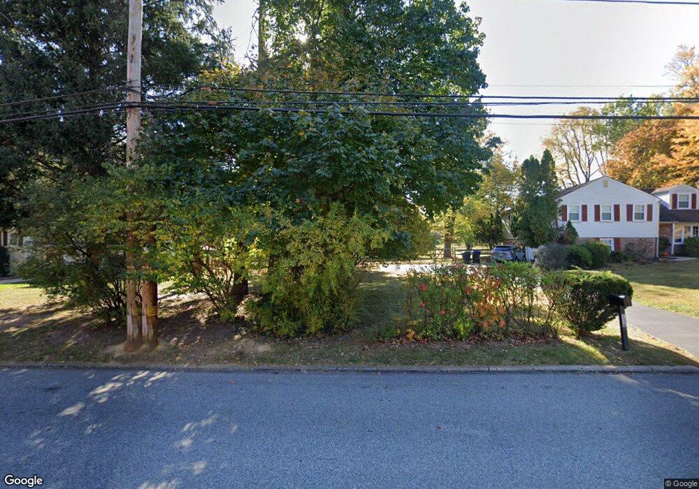 144 Walker Rd, Wayne, PA 19087 - photo 1