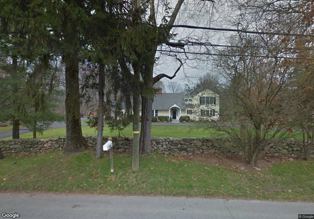 134 Gerdes Rd, New Canaan, CT 06840 - photo 1