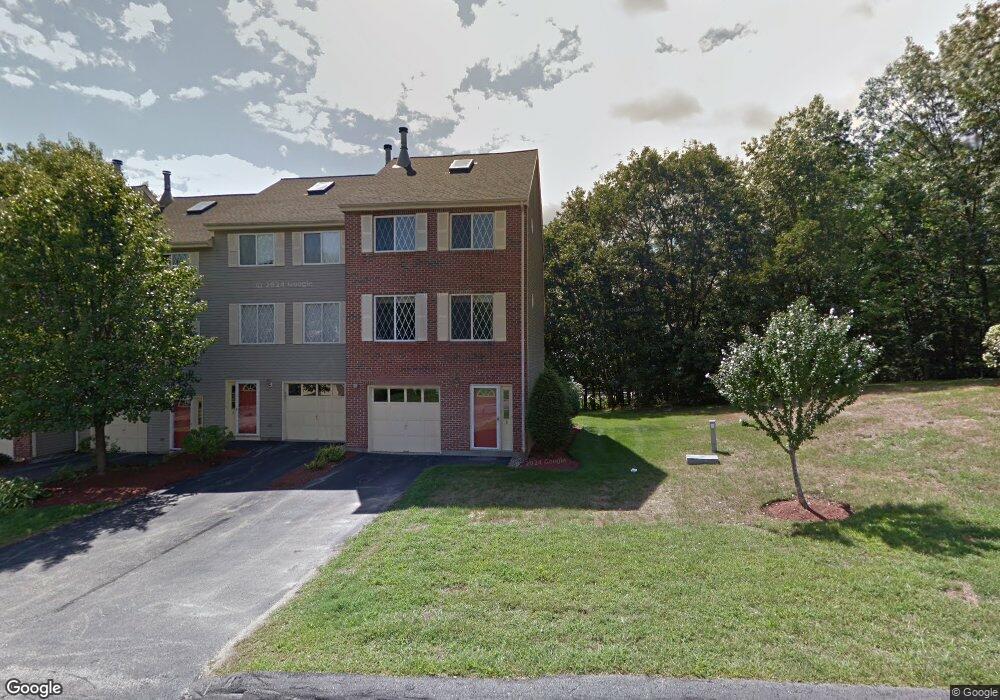 8 Lynn Dr, Merrimack, NH 03054 - photo 1