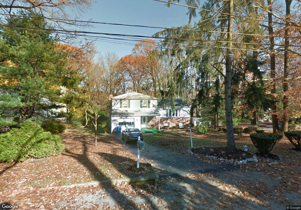 3 Tanglewood Ln, Malvern, PA 19355 - photo 1