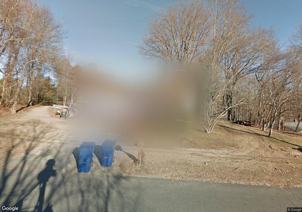 27 Pilgrim Ln, Trumbull, CT 06611 - photo 1