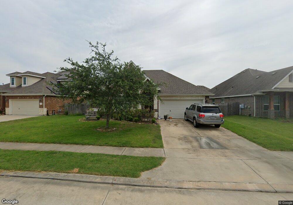 374 Lake Line Dr, Alvin, TX 77511 - photo 1