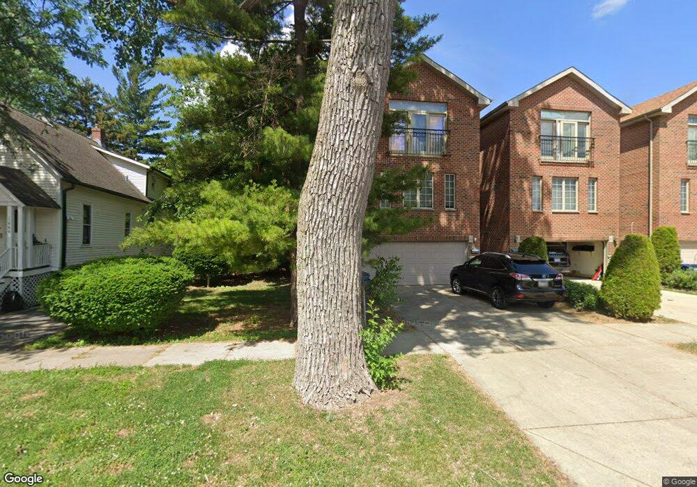 1650 Linden St, Des Plaines, IL 60018 - photo 1